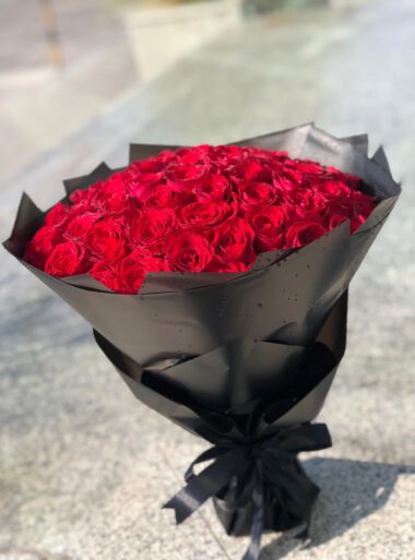 Red roses 80 -2
